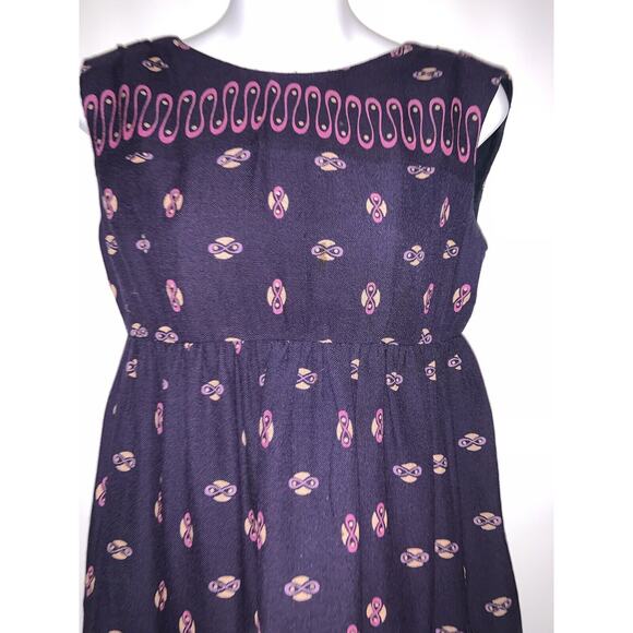 Anna Sui Smocked Cottage-core Purple Dress W/ Pockets Size 2 - Picture 2 of 9
